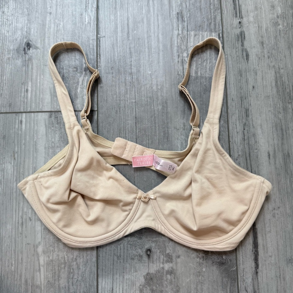 Victoria’s Secret Nude Underwire Bra | Size 34C